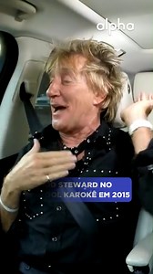 Em 2015, Rod Stewart participou do quadro “Carpool Karaoke”, parte do antigo programa de James Corden. Durante a atração, o cantor fez uma engraçada dancinha enquanto cantava “Do Ya Think I'm Sexy?”. Veja! #Alpha #AlphaFM #RodStewart #CarpoolKaraoke #JamesCorden | Alpha FM