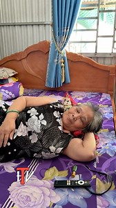 149K views · 1.8K reactions | Bà út nằm như nàng tiên cá nhớ con dâu chim sâu. | Hoàng Thảo Vlogger | Facebook