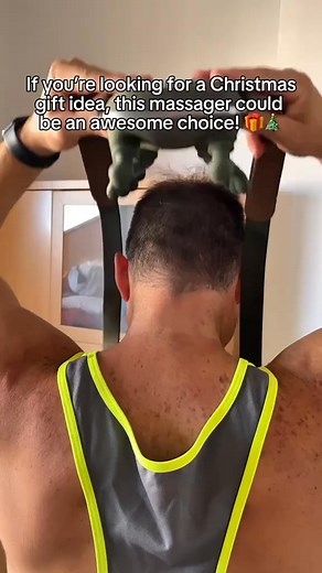 🚨 STOP living with constant body tension! 😍 The Siaasoo™ Massager is engineered to melt away stiffness, loosen tight muscles, and restore full-body comfort in just minutes — all from the comfort of home. 💆‍♀️ Whether you're glued to your laptop, sitting through long drives, or collapsing on the couch after a stressful day… Siaasoo™ delivers a deep, kneading massage that feels just like real hands working on your knots. 🚀 Simply place it, press a button, and let the heated massage take over.