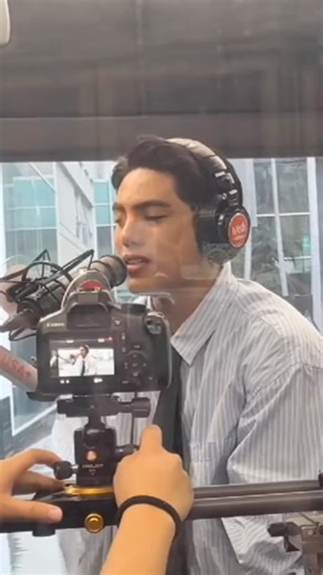 Stell performs 'Room' live on the Wish USA Bus #STELL #SB19_STELL #StellRoom link: https://youtu.be/z46cgD4pY4c?si=O4vzrrzM272c7sxj | Musika ni Stell