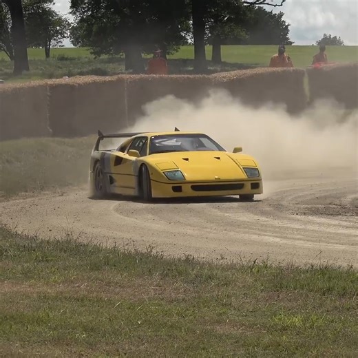 424K views · 10K reactions | Ferrari F40 crazy drifting! | Lovecars | Facebook