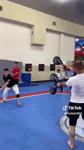 Master the 720 Kick in Taekwondo Techniques