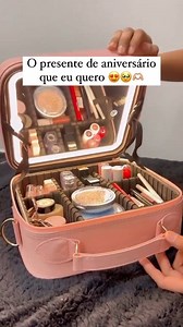 18K views · 92 reactions | ✨ Organize sua make com estilo em qualquer lugar!   Bolsa de Maquiagem com Espelho e Luz LED — perfeita para viagem e praticidade do dia a dia! #MakeUpOrganizada #ViagemComEstilo | Compre com Day | Facebook