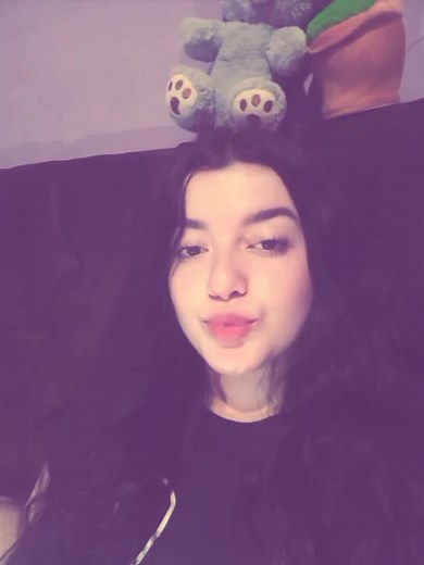 Videos de Michellecedeño_004 (@michelle_cc_) con “sonido original - Michellecedeño_004”