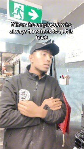 Happens at least once a day… 📍3/1488 Sydney Rd, Campbellfield & 📍 226 Old Geelong Rd, Hoppers Crossing! #fyp #boys #girls #fypシ #fypシ゚viral #fypage #fyppppppppppppppppppppppp #fypdongggggggg #fypdongggggggg #fypp #xyzbca #viral #melbourne #campbellfield #northmelbourne #werribee #hopperscrossing #coffee #bubbletea #westmelbourne #food #resturant #comedy #teen #youth #blowthisup #comedy #resturant #CapCut | Burgies