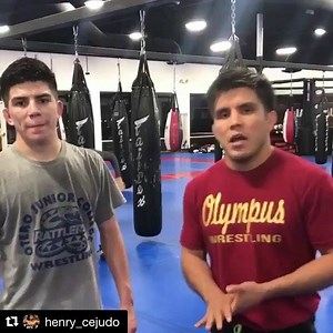 👍👑 @henry_cejudo #Repost @henry_cejudo ・・・ Technique of the week: Under-hook counter offense. When opponent under hooks you, switch inside with the right arm and pull with the opposite arm as you trip with the right leg you fall to your right glute for the takedown. #enjoy #usawrestling #olympuswrestling @adriancordova3 | California USA Wrestling Inc
