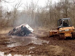 MUD TRUCKS - BOUNTY HOLE at Red River Mud Bog - PART 1