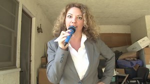 (ENF) Reporter must Strip Naked