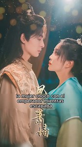 La mujer chocó con el emperador mientras escapaba | Edgar Con El Show De Los Locos