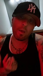 9.2K views · 953 reactions | How many of you remember this song that I sang?? #djkane #kumbiakings #farolatino #jkanemuzik #djkaneonline Clink on this link to download my two new singles Dj Kane ft Prana "Bajos Las Estrellas" & Baby Bash, Dj Kane & Erik Massore " Con Limon Y Sal" https://smarturl.it/BajoLasEstrellasDJK | DJ Kane | Facebook