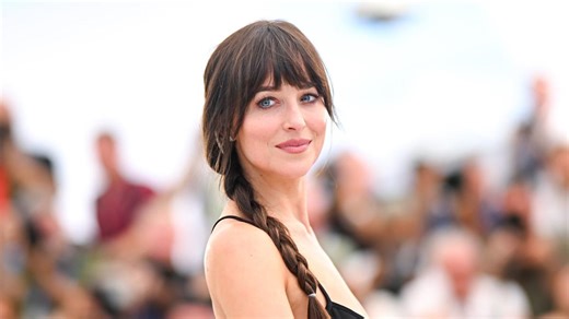 Dakota Johnson Shares the Hilarious Way She Prepares for Sex Scenes