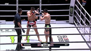 Rit Keawsamrit counters Sansiri PK Saenchai with a nasty left in their bantamweight Muay Thai bout at ONE Friday Fights 18! | One Sports
