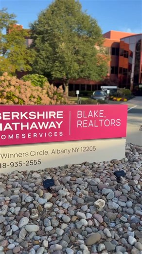 17 reactions | PUPARAZZI 2025 is happening today at 3 Winner’s...