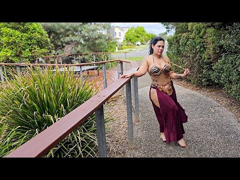 Star Wars Slave Princess Leia Try On | Walk
