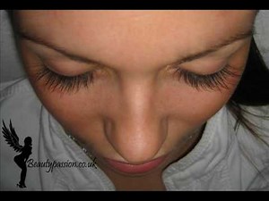 Individual eyelash extensions procedure / application... long, beautiful lashes...