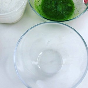 Homemade Facial Mask. Apply to face and leave on for 30 minutes. Rinse with cold water. Dry face and apply your favorite moisturizer #khichibeautyskincare #khichibeautyyoutube #khichibeauty #veganskincare #naturalskincare #facemask #vegetarianskincare #claymask | Khichi Beauty