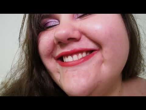 ASMR: Blowing kisses for relaxation