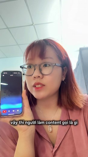 Người ta dùng AI: nghiên cứu, tìm kiếm, tạo hình, tạo nhạc,... Tôi dùng AI: 🤡 #GoogleVietnam #Gemini #GeminiLive
