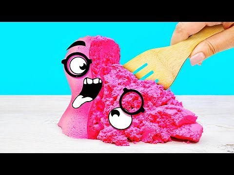 KINETIC SAND Made of Slick Slime Sam
