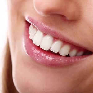 Sabato 11 marzo 2023 SHOFU Workshop Materiali e tecniche di Lavorazione Ore 09:00 - Adesione alle diverse strutture - Stratificazione Ceramica - Compositi Ceramage e Ceramage Up - Iniezione/Stampaggio Dentina-Smalto Ore 10:45 - Coffee break Ore 11:15 - Masse Effetto e Colorazione interna - Ceramica ibrida HC e HC Hard - Supercolori Interni ed Esterni - Rifinitura e Lucidatura Ore 13:00 - Confronto finale Ingresso GRATUITO Prenotazione obbligatoria Segreteria Organizzativa Celeste Ariata c/o Bind