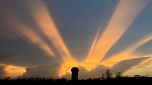 Monday night's storms dazzle Iowans with 'crepuscular rays'
