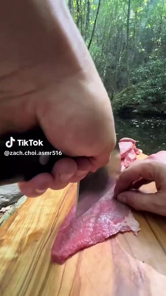 Steak Filled Burger / beef chops #tiktokfood #asmr #trending #asmrsounds #usa