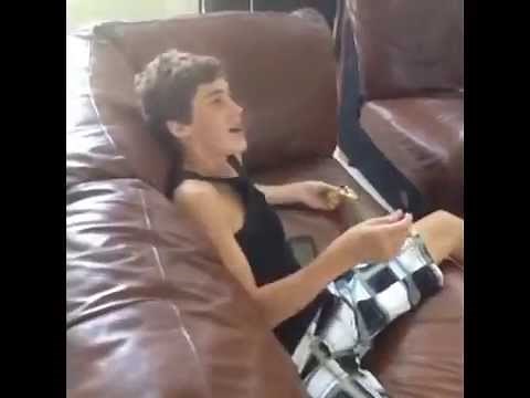 CAN I GET A HOYEAH! (Original Vine)