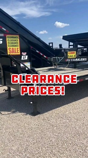 Take advantage of these clearance models! From dump trailers, tilts and flatbeds, they're ready to go! Which one fits your needs? #happytrailers #clearance #dumptrailer #tilttrailer #flatbed | Happy Trailers