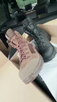 UNBOXING: Breacher and Combat Boots vs Zephyr - the great LOWA clash!