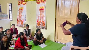 Menstrual health education helps our deaf participants understand their bodies better, manage their periods with confidence and dignity, and reduce the risk of health problems and social stigma. It is important that this education is provided in a way that is accessible and inclusive, taking into account the unique needs and experiences of deaf girls. 😊⚽️👍 DeafKidz International Comic Relief #menstrualhygiene #deaf #deafcommunity #periods #sdg3 #empowerment #sportsfordevelopment #football #spo