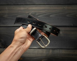 Horween Shell Cordovan Leather Belt: Solid Brass Buckle, Black & Bourbon, 1.25in - Etsy