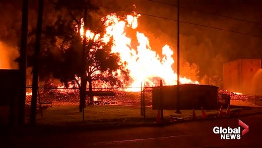 Jim Beam fire destroys 45,000 barrels, releases bourbon into Kentucky River - National | Globalnews.ca