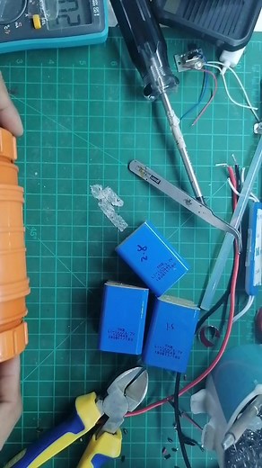 #diy power bank #lion battery Pls follow my fb page for more diy vedio.. | Mark Louie Vargas Belmes