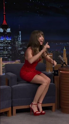 Alison Brie sexy red dress