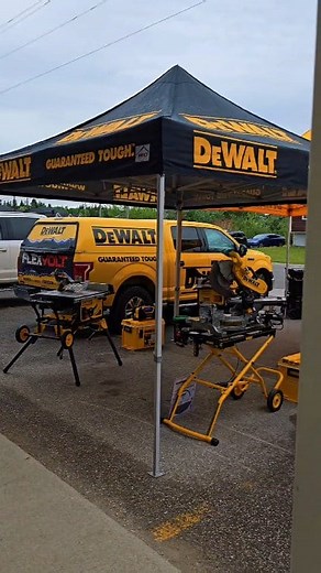 Today at Shears Building Supplies 😉 #DeWaltTough #DeWalt #BuildInformInspire #BungayRenos DEWALT CANADA DEWALT | Bungay Renos
