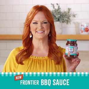 In the BBQ sauce aisle! | The Pioneer Woman - Ree Drummond