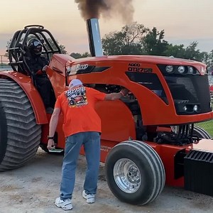 266K views · 3.3K reactions | Agco Monday??? @agcocorp Young Blood!!! #prostock #agco | BAD Gear | Facebook