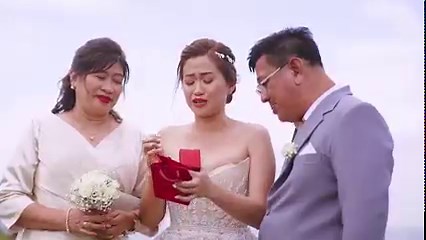 The Wedding of Kenneth 🧡 Giselle Transfiguration of Christ Parish Church, San Roque, Antipolo City, Rizal Ang oras ay humihinto sa tuwing tayo'y magkakatagpo. Hayaang yakapin sa oras na ika'y bigo, sa 'yo'y hinding hindi susuko. Take Two Films / Louie See Photo / Inspirations by Apple / Sitio Elena Events Venue | Take Two Films