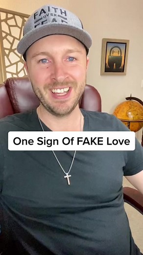 1.1M views · 10K reactions | One Sign Of FAKE Love #relationshipmemes #datingadvice #datingtips #datingadviceforwomen | Magnetize Your Man with Brody & Antia | Facebook