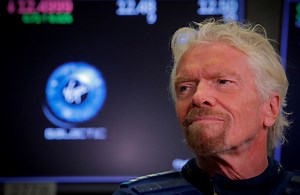Virgin Galactic's Branson soars to space aboard rocket plane | The Jerusalem Post