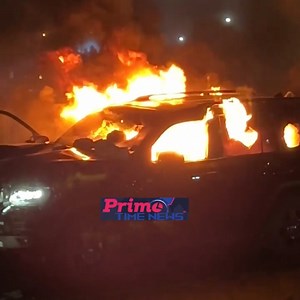 Drama as bodaboda riders and angry residents stone and set a multi-million vehicle on fire after an accident at Ruaka! | The Reporter KE