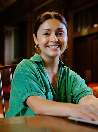 Jenny Lona (Spanish MA) shares about how she was inspired by the incredible faculty at our School of Spanish! https://www.middlebury.edu/language-schools/languages/spanish/graduate | Middlebury Language Schools