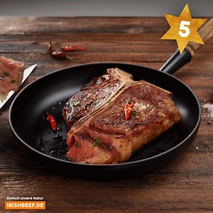 Dinner for One – wir haben den Klassiker für die Weihnachtszeit mal neu aufgelegt. #tbone #IrishBeef | Irish Beef