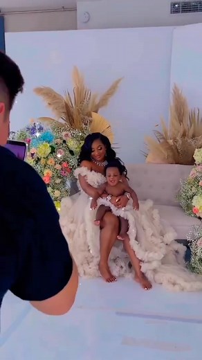 225K views · 2.1K reactions | Behind the scenes of our mommy me photoshoot Bryson‍ #photoshoot #pantonsquad | Panton Squad | Facebook