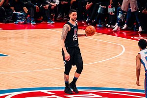 📊 16p/2r/5a | Austin Rivers scored 16 points and added a couple of huge fourth quarter baskets in his return for the Clippers. 📸 clp.rs/2EfTPRj 🎥 clp.rs/2Bldh0n #ItTakesEverything | L.A. Clippers