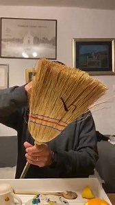 Mala scena online, dan 5. Ivica Šimić: Igra u doba karantene. Mala scena, prepoznatljivo različito kazalište. S vama od 1986.! Evo naaas! Mala scena online! Ivica Šimić: Igra u doba karantene! #theatre #theatreforchildren #againstcorona #coronaviruses #malascena #chinesenewyear2020 #theatreinthetimeofcorona #malascenaonline #theatreonline #theatreforchildrenonline #kazalistemalascena #kazaliste #predstava #online #obitelj #familija #aktivnostizadjecu #ljubavudobakorone #korona #bebe #beba #rodit