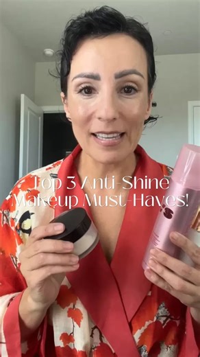 Hot weather has my skin looking super oily. So, I visited Sephora to find some anti-shine solutions. Here are the three products that have made a huge difference: 1️⃣ Primer by Vanish - A great base to keep the shine away. 2️⃣ Laura Mercier Translucent Powder - Seals my makeup perfectly. 3️⃣ Final Spray - The last step to lock everything in place. These products have been lifesavers, whether I'm heading to work or going out with friends. Give them a try if you're battling the shine too! Link to 