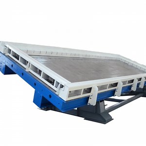 [Hot Item] Precast Concrete Tilting Table with Vibrating