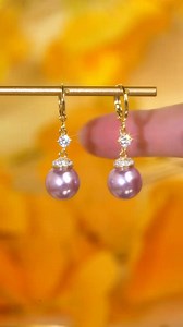 3.7K views | 2 mẫu khuyên tai dáng dài cao cấp, đẹp mọi góc nhìn | Suri Accessories | Facebook