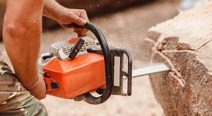 How chainsaw do chaps work?